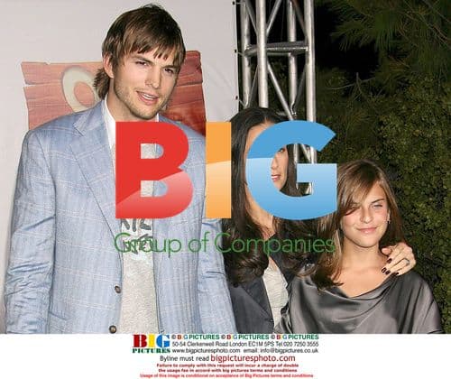 Ashton Kutcher, Demi Moore and Tallulah Belle at Open Season Premiere