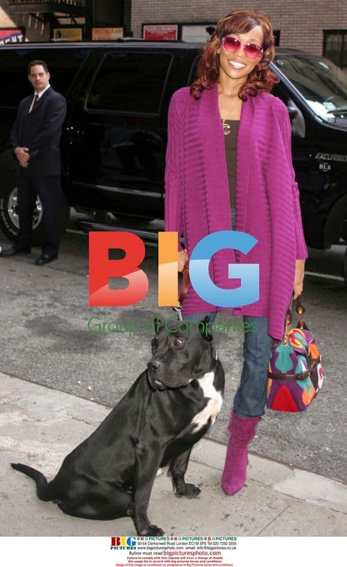 Singer MONICA and dog NAS arrive for 'The Late Show'