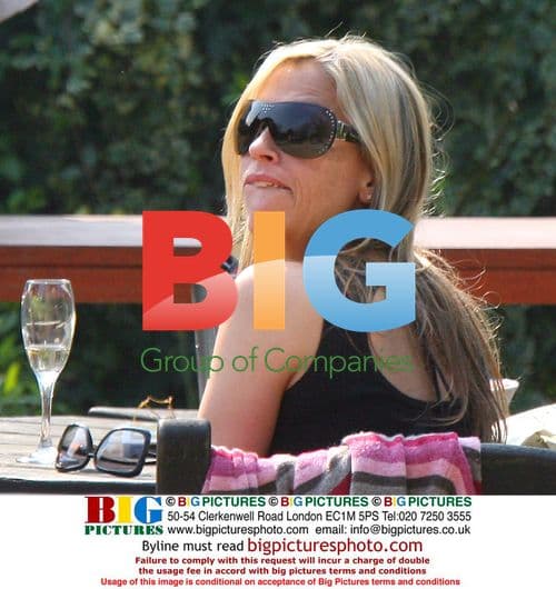 Liam Gallagher and Nicole Appleton Enjoy Champagne Lunch