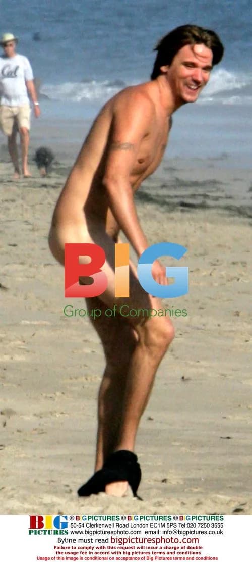 Sean Stewart Bares All on Malibu Beach