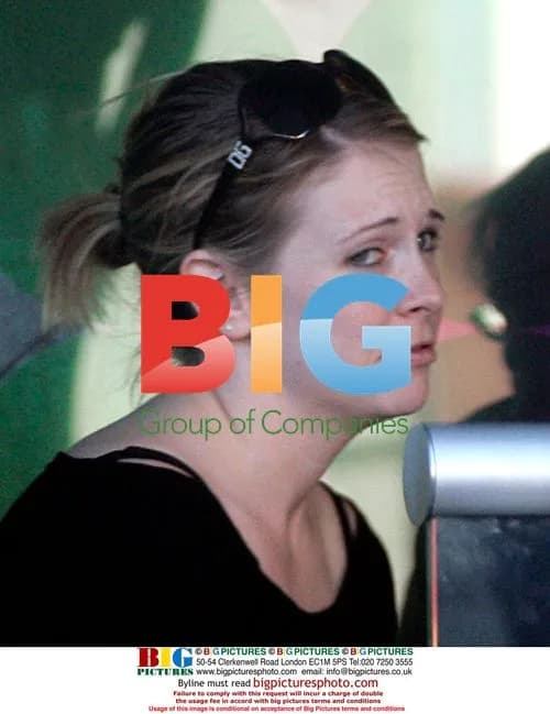 Melissa Joan Hart Appears Unhappy