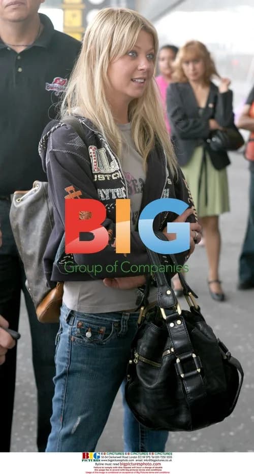 Tara Reid arrives at Mexico City airport