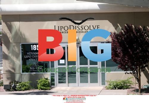 Britney Spears Leaves Liposuction Clinic