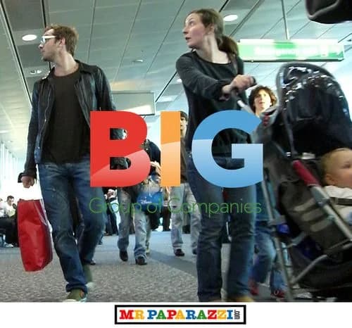 Jude Law Takes Budget Flight for Easter Break