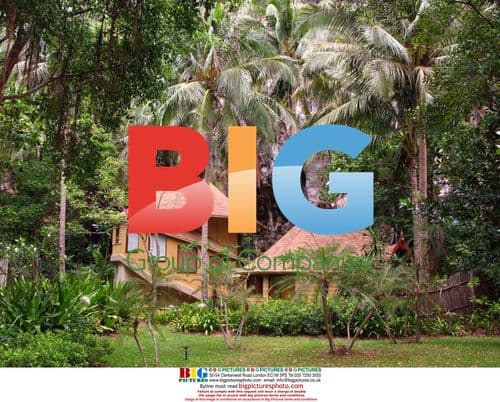 Charlotte Church and Gavin Henderson's sister at exclusive Thai resort