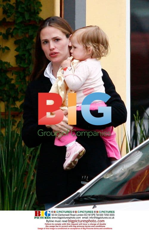 Ben Affleck and Jennifer Garner with daughter Violet