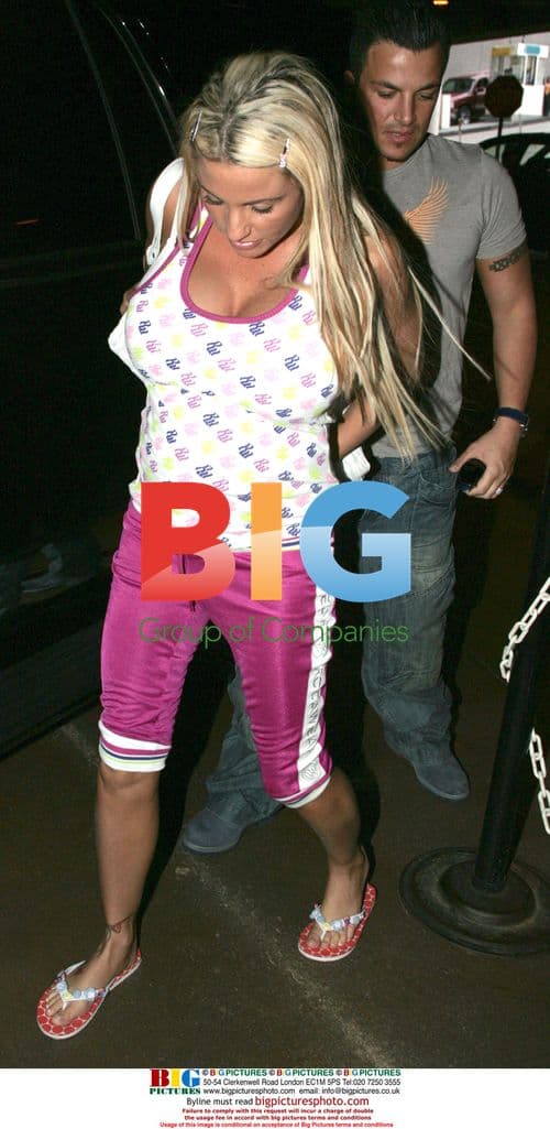 Pregnant Katie Price & Peter Andre Shop in LA