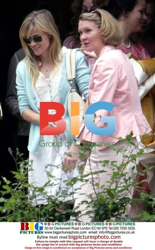 Reese Witherspoon with kids on Easter