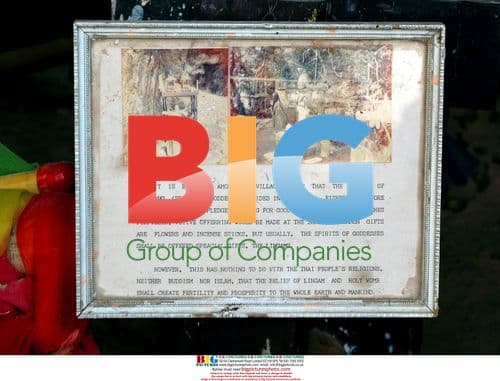 Pregnant Charlotte Church on Thailand Holiday