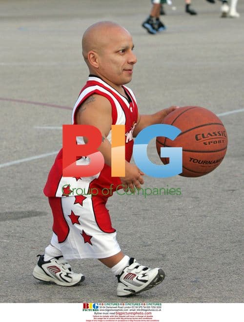 Dennis Rodman films "The Mini's"