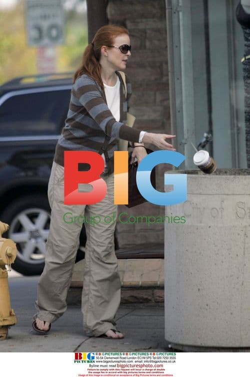 Marcia Cross out shopping in Santa Monica