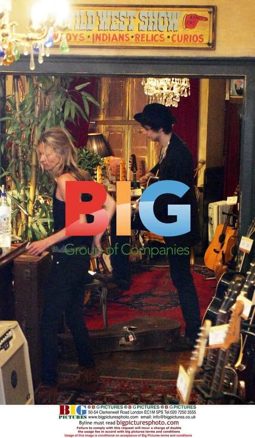 Kate Moss and Pete Doherty at Guitar Shop
