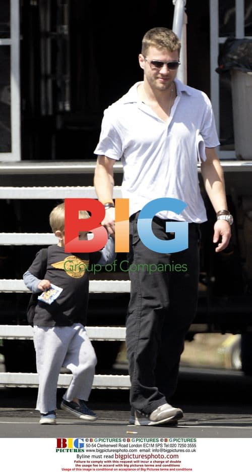 Ryan Phillippe and son Deacon on film set