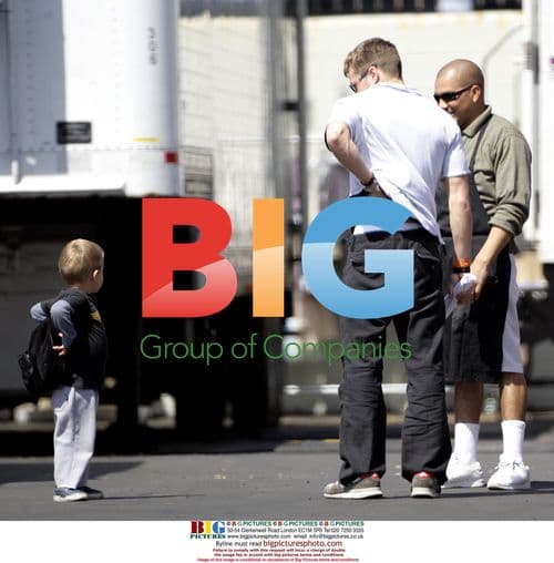 Ryan Phillippe and son Deacon on film set