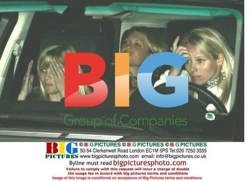 Reese Witherspoon Dines at Mr. Chows