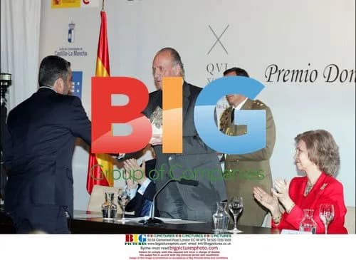 King Juan Carlos and Queen Sophia at journalism awards