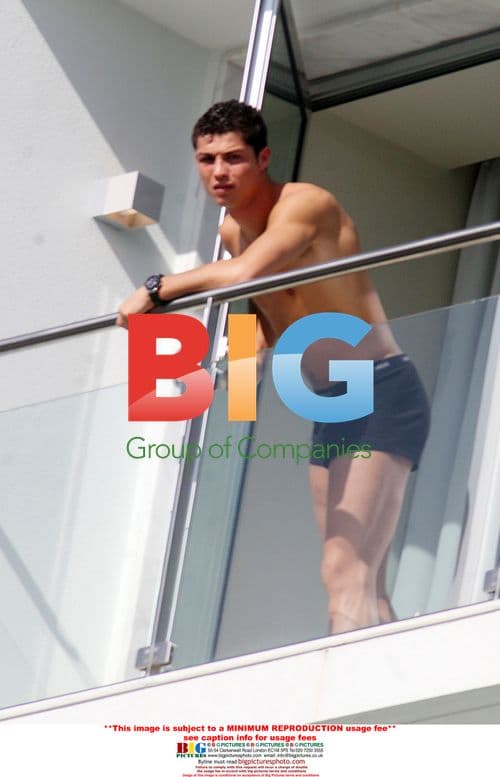 Cristiano Ronaldo Shows Off Physique on Balcony