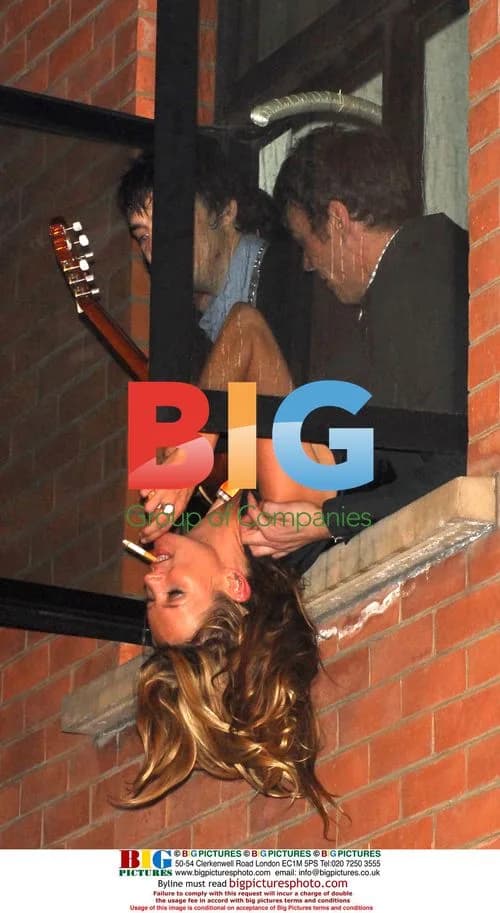 Pete Doherty and Kate Moss at Gig