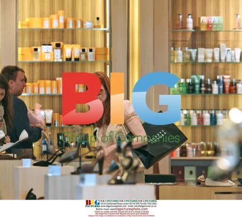 Marcia Cross Shopping Trip