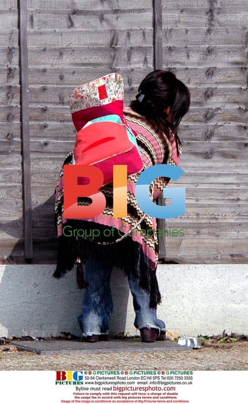 Jessie Wallace Rushes to Old House