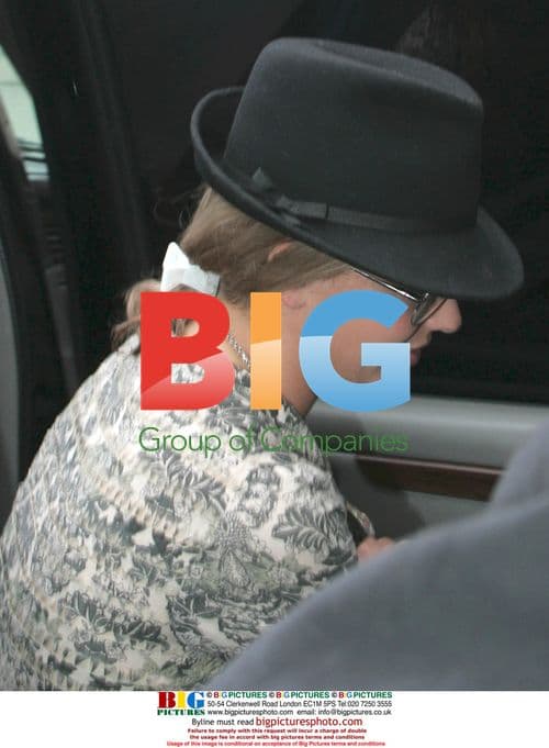 Britney Spears at Millennium Dance Studio