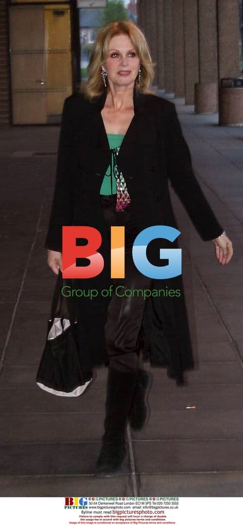 Brian McFadden and Delta Goodrem arrive in Cadillac Escalade