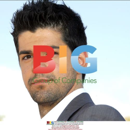 Miguel Angel Munoz presents 'Paso Adelente'