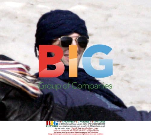 Olivier Martinez with Girlfriend Goya Toledo at the Beach