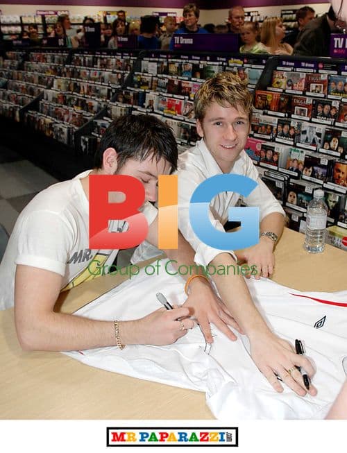McDonald Bros. CD signing, UK 2007