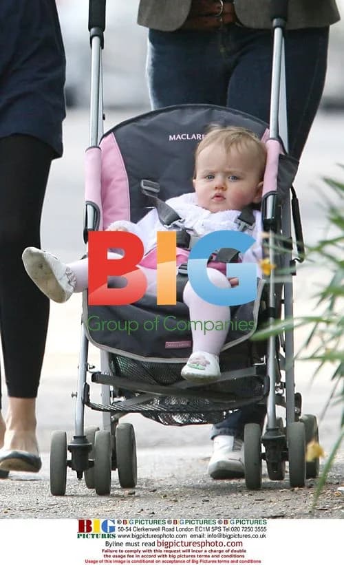 Geri Halliwell Takes Daughter for Walk
