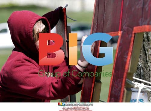 Virginia Tech Student Signs Memorial