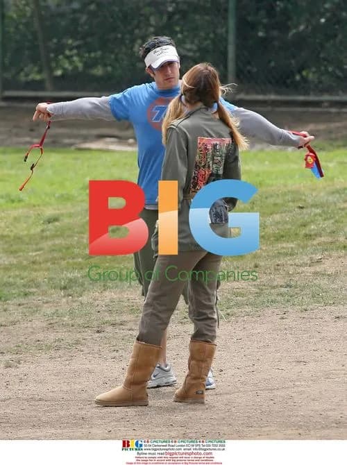 Jason Biggs and Lake Bell Cuddle at Dog Park