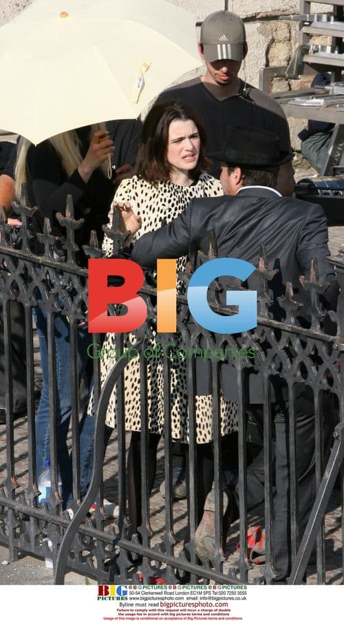 Rachel Weisz and Mark Ruffalo on set of The Brothers Bloom
