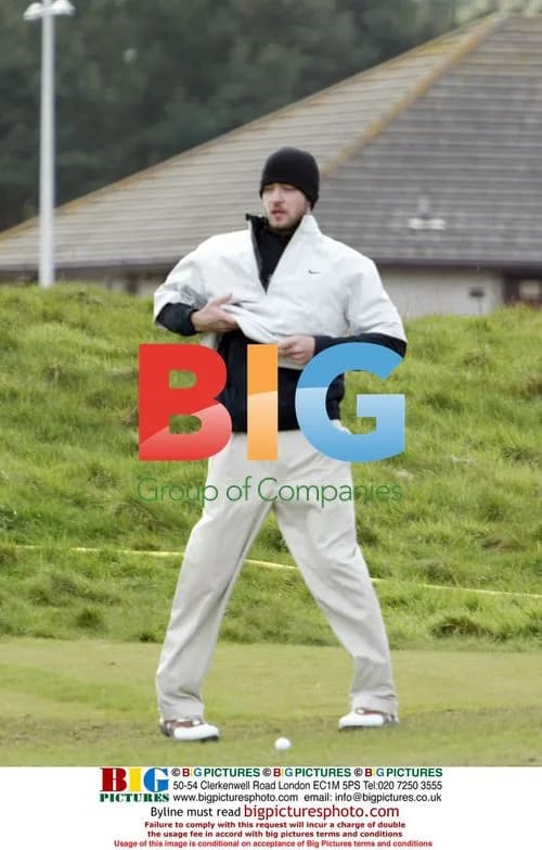 Justin Timberlake Enjoys Golf with Mother