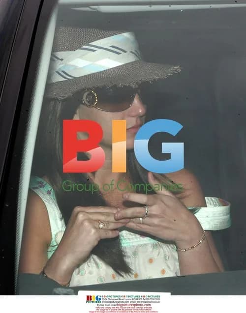 Britney Spears Drives to Del Taco