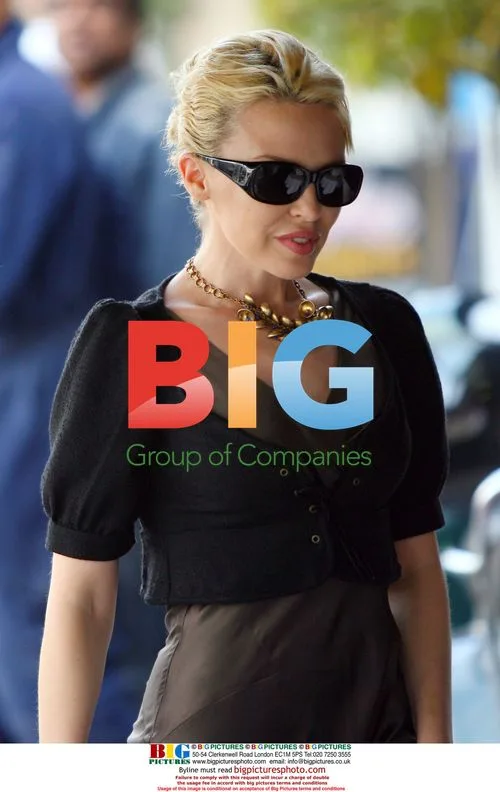 Kylie Minogue Stylish Outing