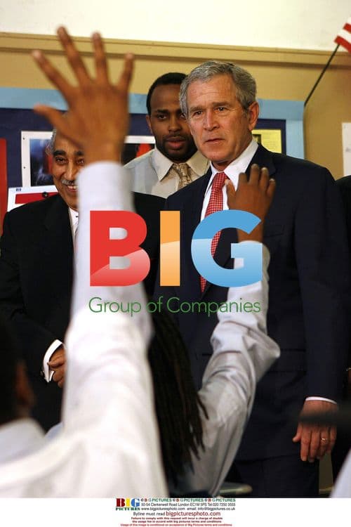 Bush Visits Harlem School