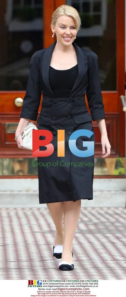 Kylie Minogue Leaving Home for Meeting
