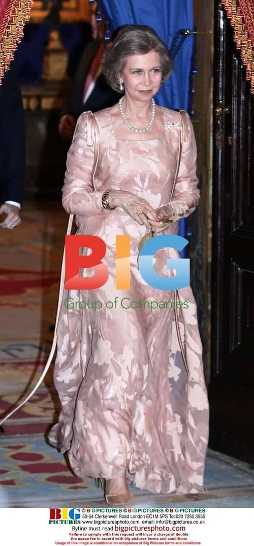 Queen Sofia hosts Musharrafs for Gala Dinner