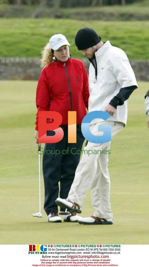 Justin Timberlake Golfs with Mom