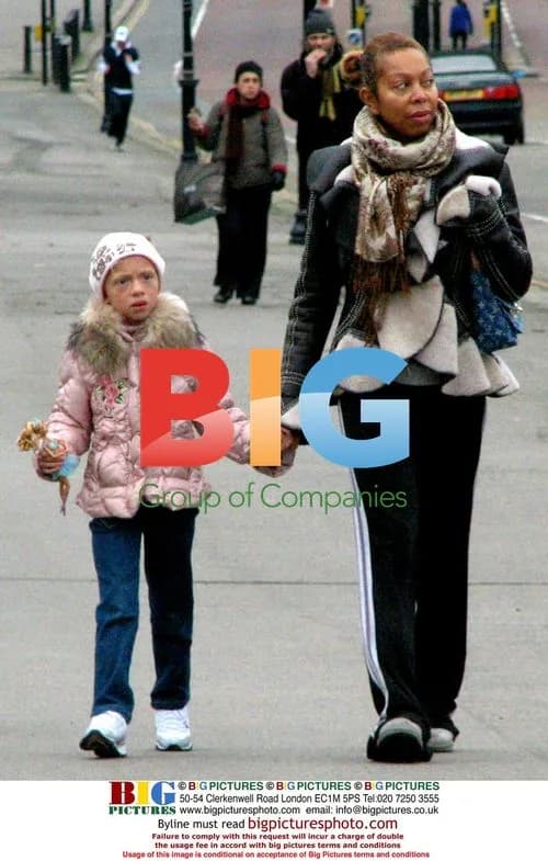 Angela Ermakova and daughter stroll in Hyde Park