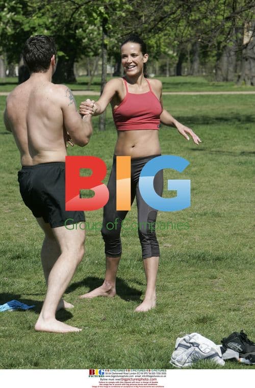 Sophie Anderton Intense Workout in Hyde Park