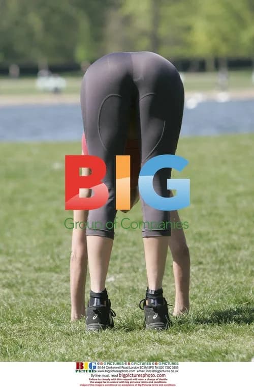 Sophie Anderton Works Out in Hyde Park