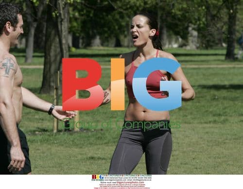 Sophie Anderton Intense Workout in Hyde Park