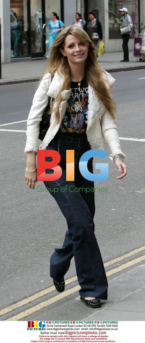 Mischa Barton Shopping in London