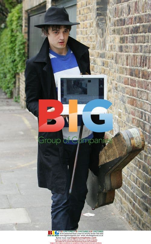 Pete Doherty Leaving Kate's House