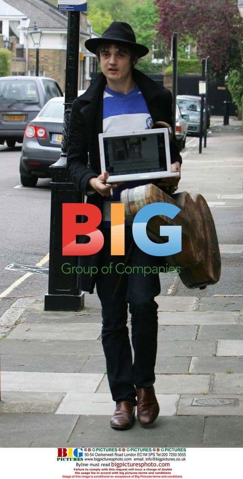 Pete Doherty Leaving Kate's House