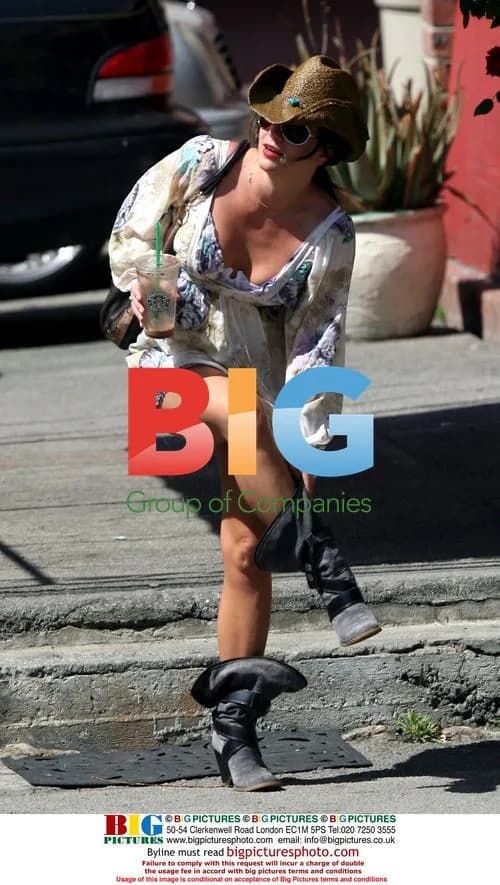 Britney Spears Visits Millenium Studios