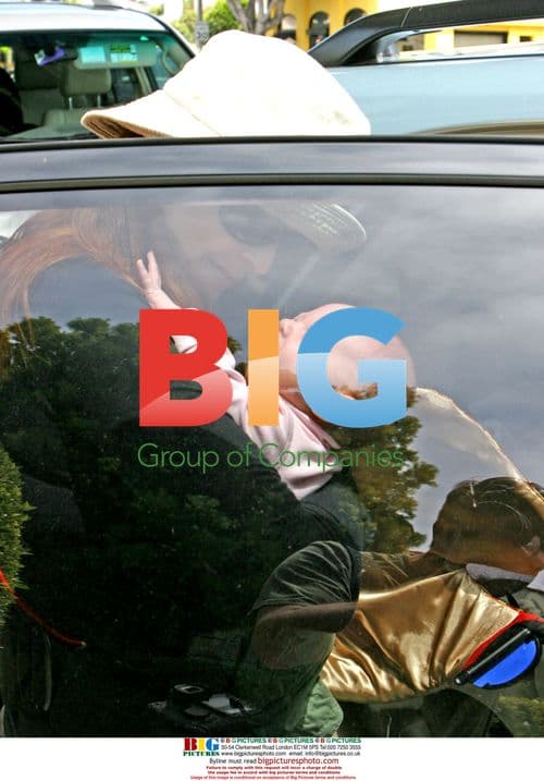 Marcia Cross & Family Shopping Spree