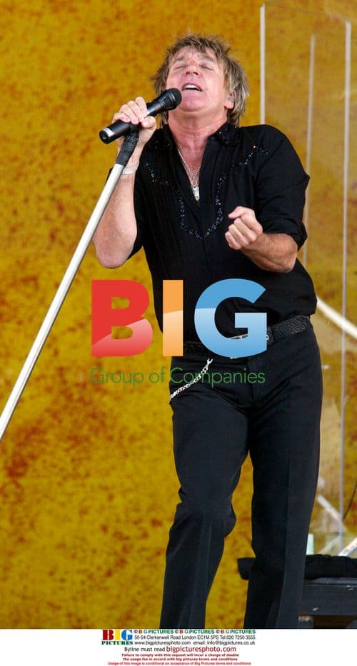Rod Stewart performs at New Orleans Jazz Fest